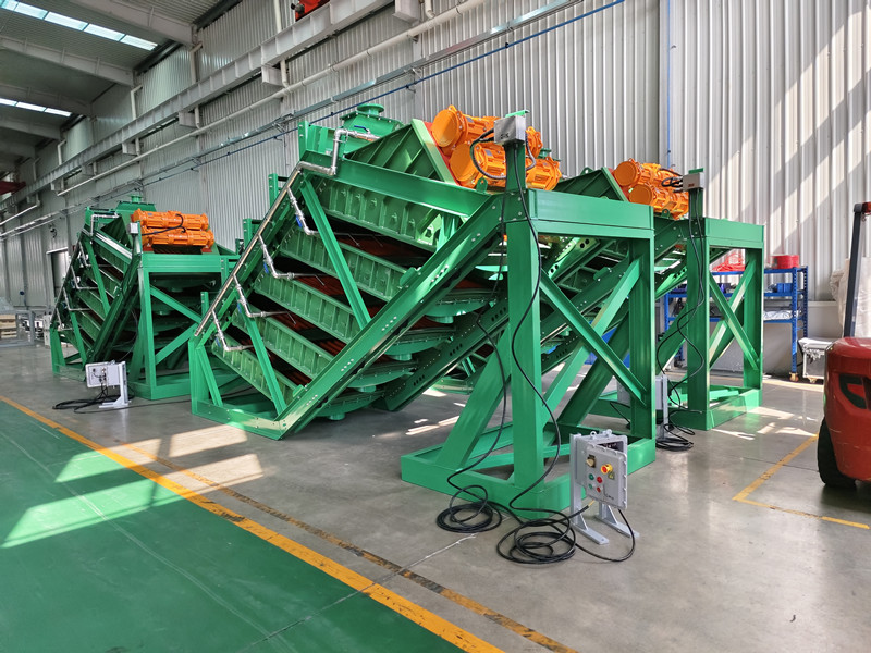 20250429 Stack sizer vibrating screen